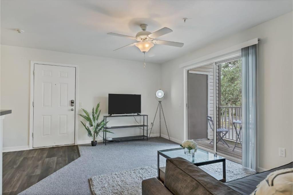 Ferienwohnung Scenic And Vibrant 1Br With Balcony Gym Pool Bradenton Exterior foto