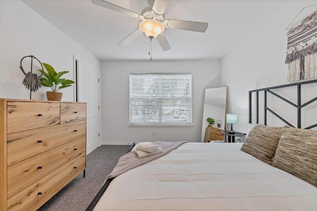 Ferienwohnung Scenic And Vibrant 1Br With Balcony Gym Pool Bradenton Exterior foto